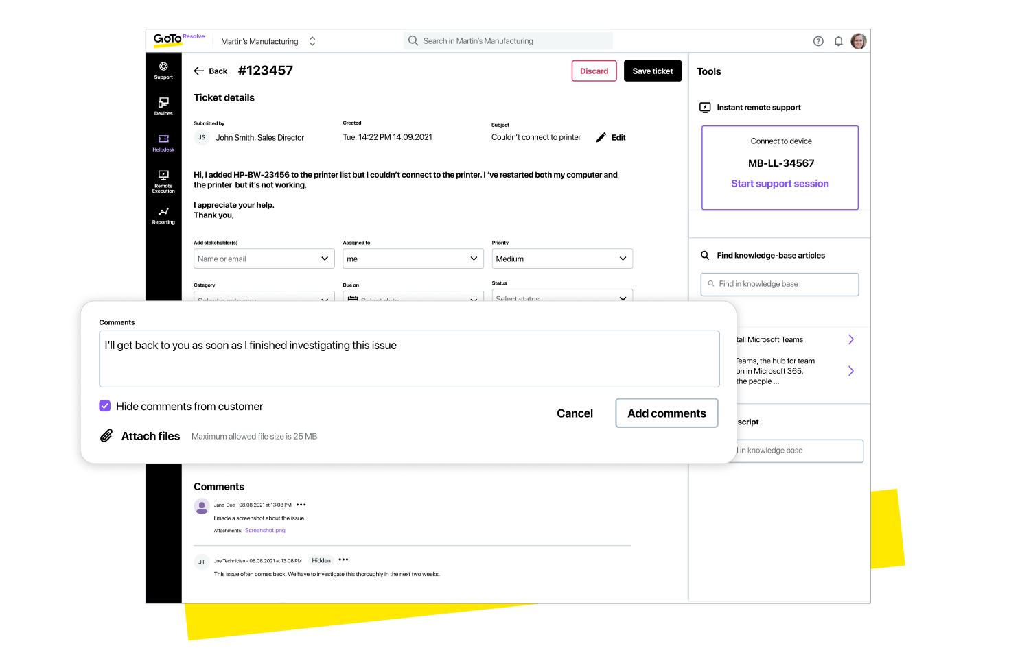Bildschirm der IT-Support-Software mit einem Ticket und einer Supportunterhaltung, mit Optionen zum Ausblenden der Kundenkommentare und Anhängen einer Datei